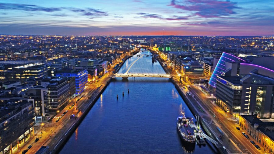 15 DAYS IRELAND, SCOTLAND & ENGLAND EXPLORER
