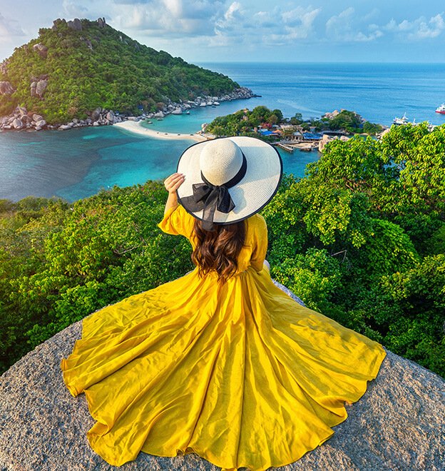 Tour guide who give you proper information about every destination